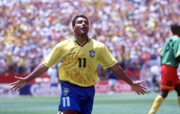 姆伯莫承担 姆伯莫承担